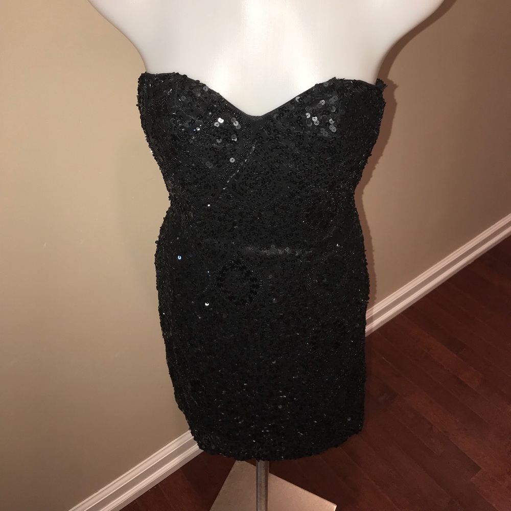 Black sequined strapless dress